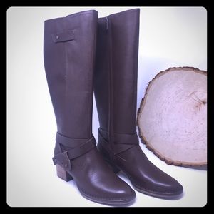 UGG Boots Size 7.5